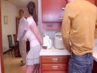 Steaming Wet Mama's Vagina Gets Intensive Lapdance and Licking - Mommy Pussy Eating Action!